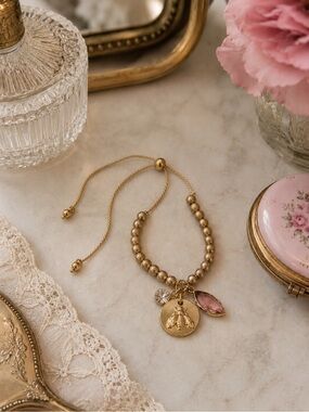 Vintage Gold Toned Bee Charm Bracelet with Pink Crystal Accent